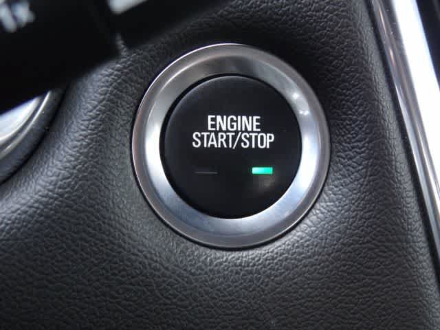 Used 2023 Chevrolet Traverse LT FWD image 24