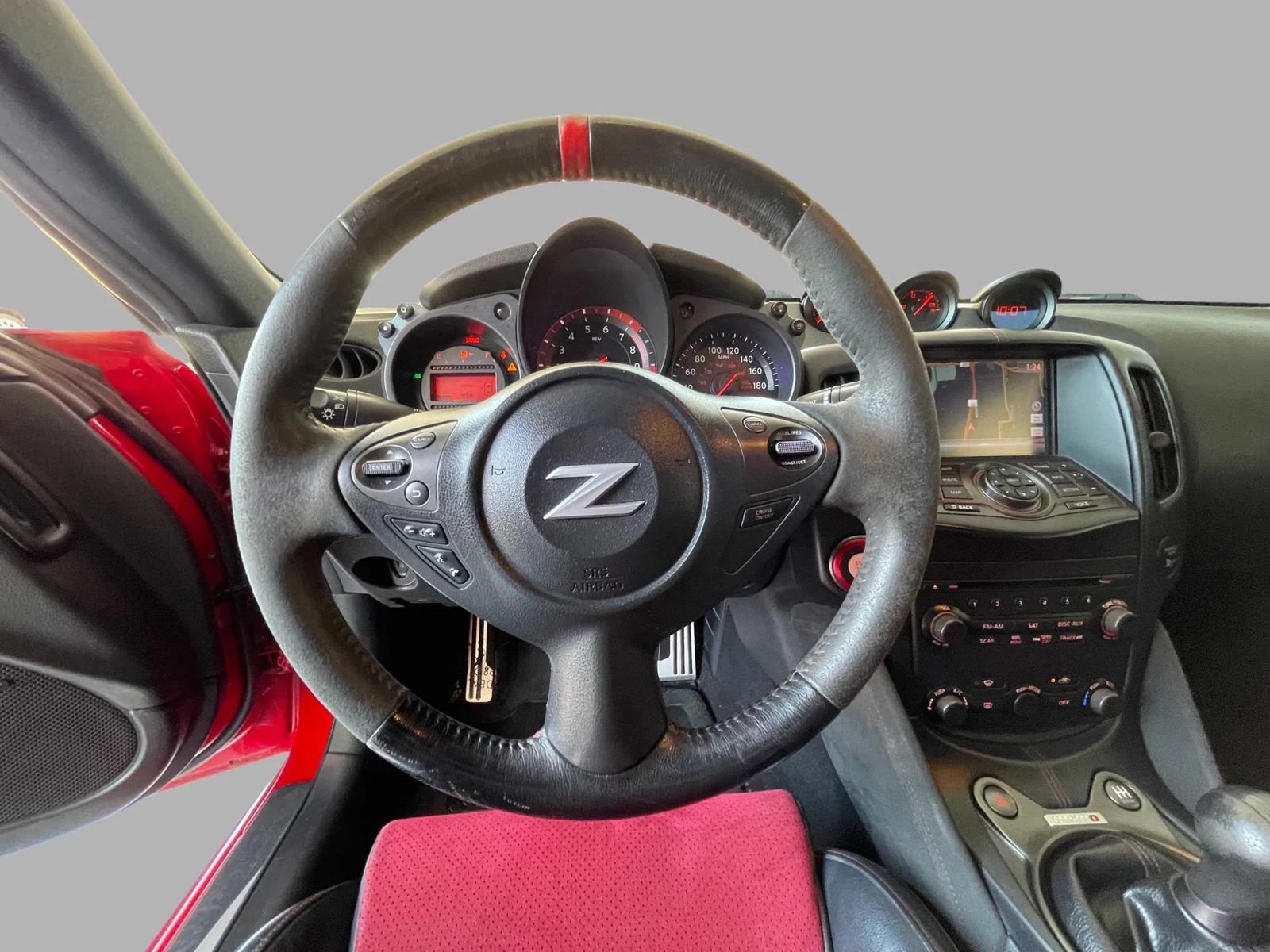 Used 2016 Nissan 370Z NISMO RWD image 26