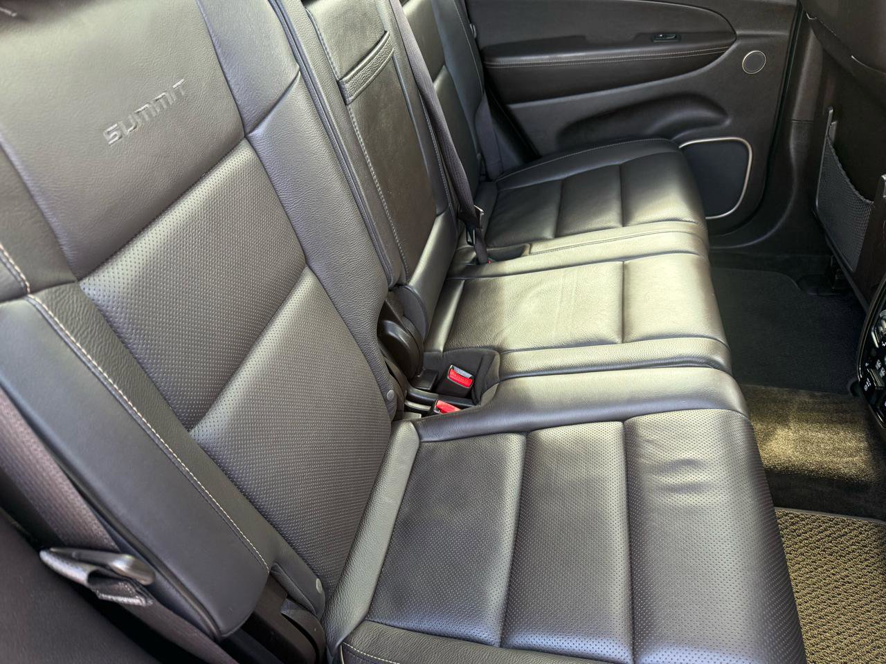 Used 2017 Jeep Grand Cherokee Summit w/ Platinum Series Group image 12