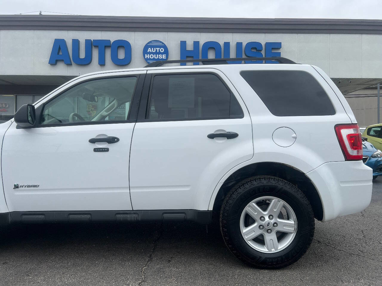 Used 2010 Ford Escape Limited image 33