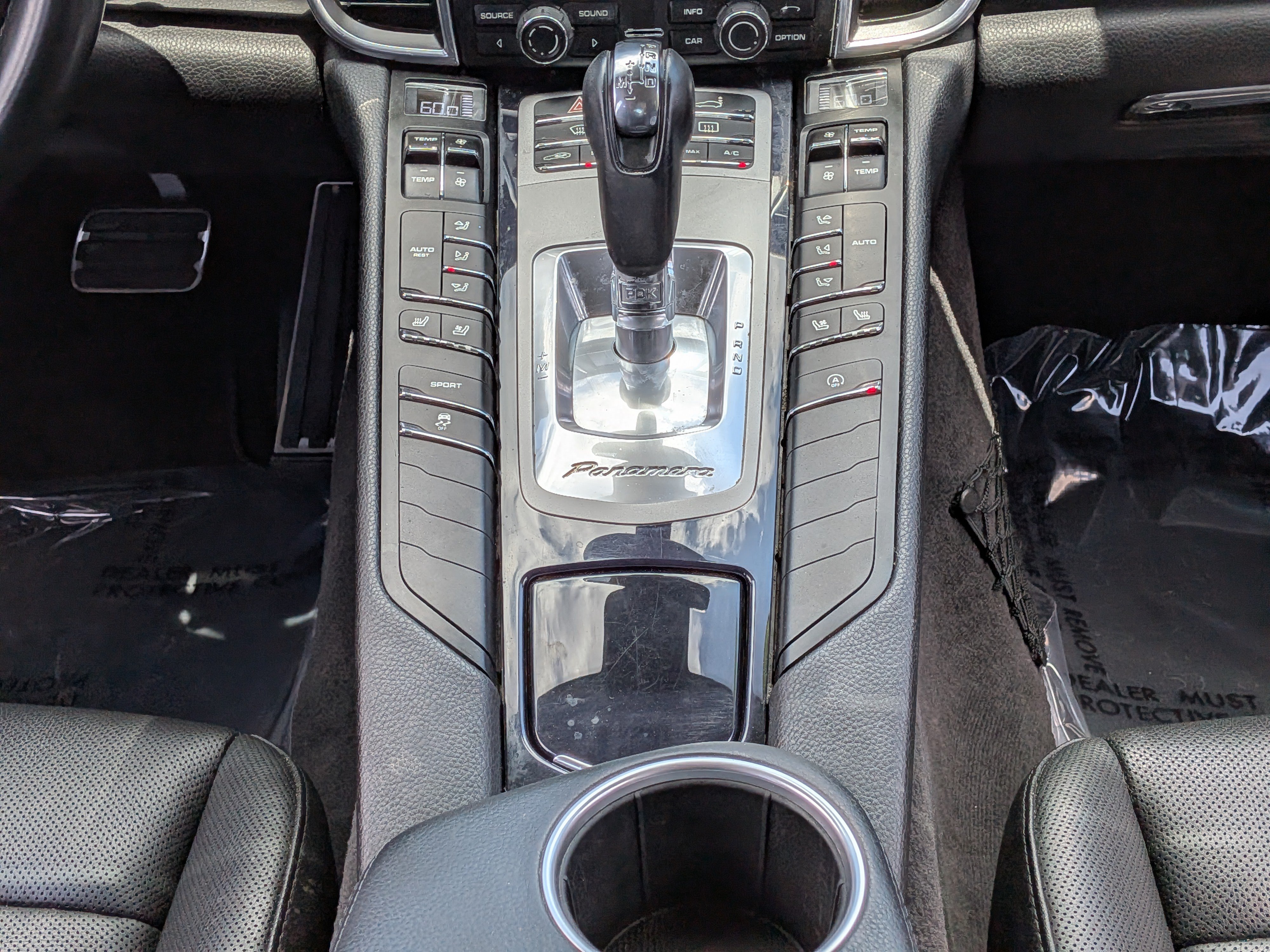 Used 2015 Porsche Panamera 4 AWD/4WD image 19
