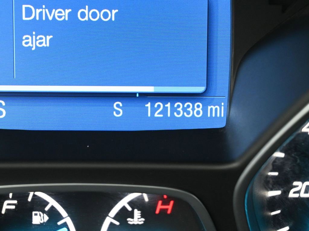 Used 2013 Ford Escape SE image 22