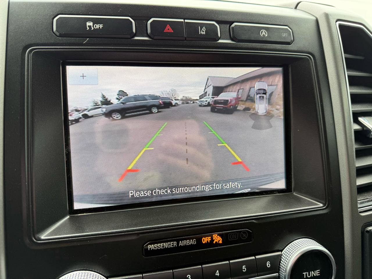 Used 2020 Ford Expedition Max XLT w/ Equipment Group 201A RWD image 30