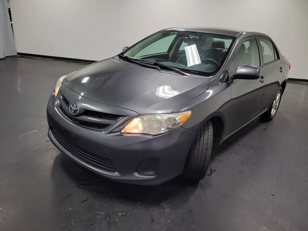 Used 2011 Toyota Corolla LE image 4