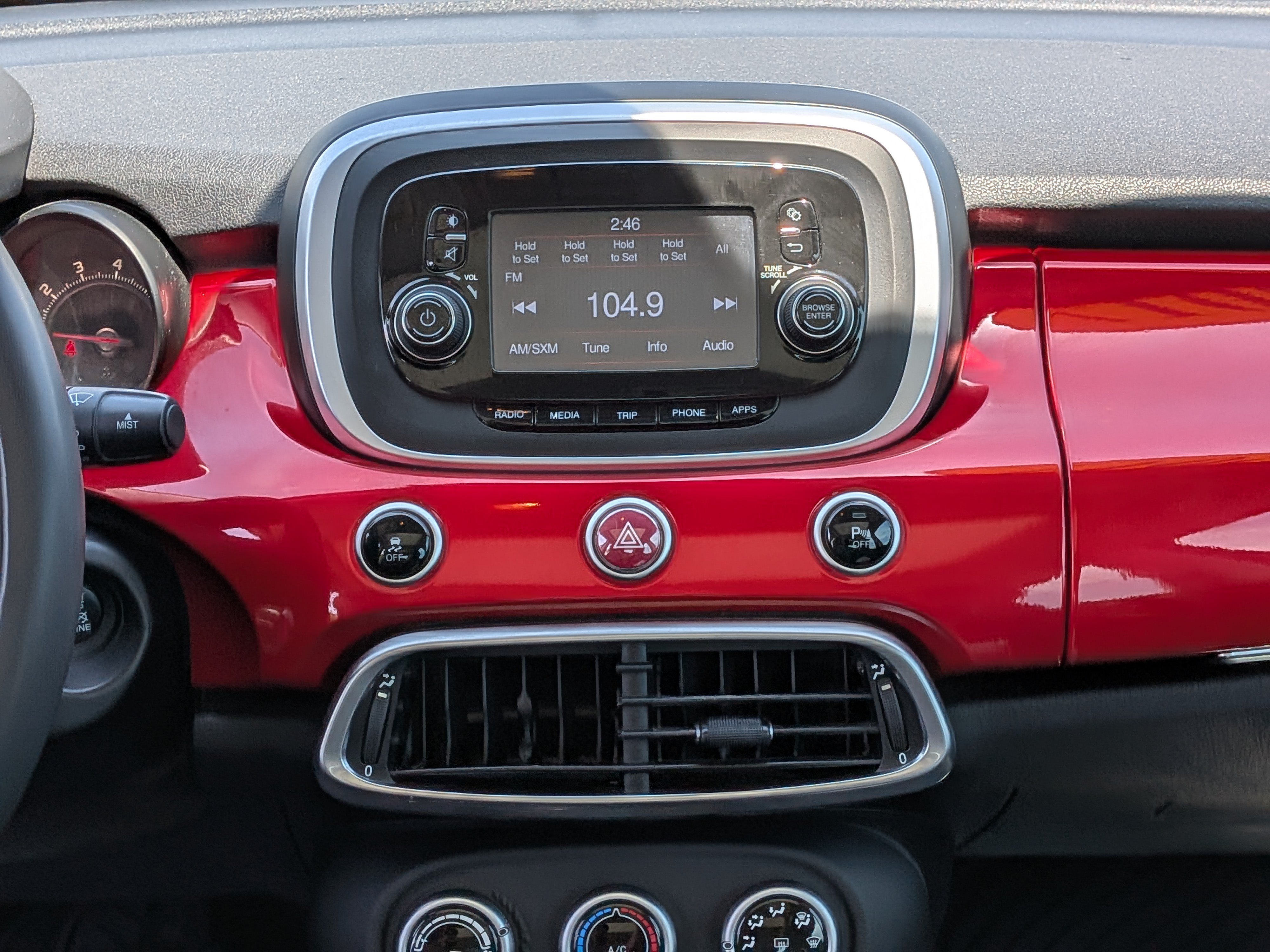 Used 2017 FIAT 500X Pop w/ Pop Popular Equipment Package AWD/4WD image 18
