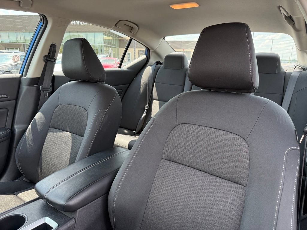 Used 2025 Nissan Altima 2.5 SV FWD image 22