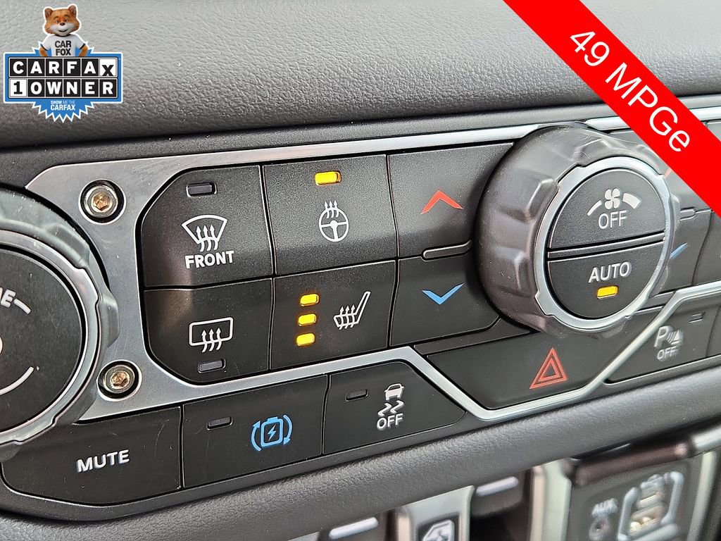 Used 2025 Jeep Wrangler Unlimited Sahara w/ Safety Group AWD/4WD image 21