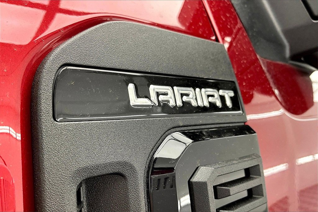 New 2026 Ford F350 Lariat w/ Black Appearance Package image 9