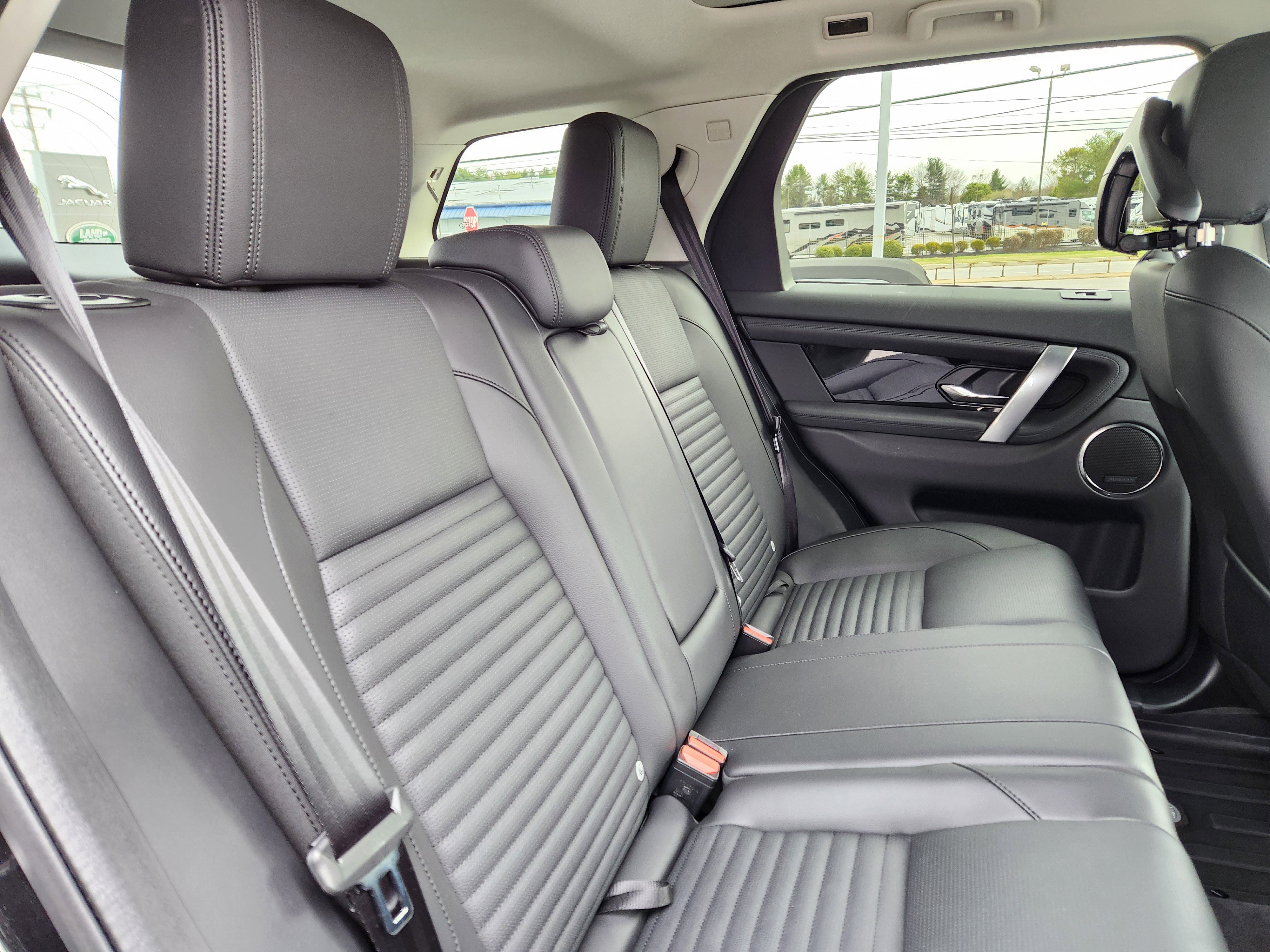 Certified 2025 Land Rover Discovery Sport S image 15