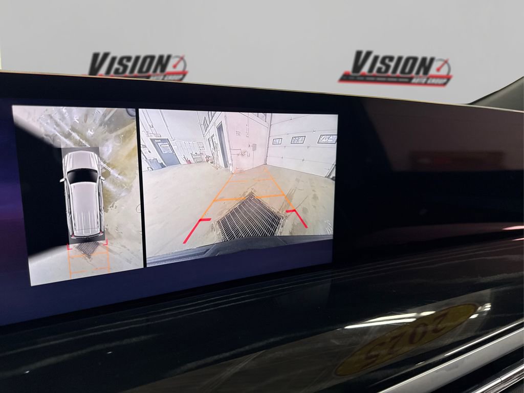 Used 2025 Cadillac Escalade Sport w/ Touring Package image 31