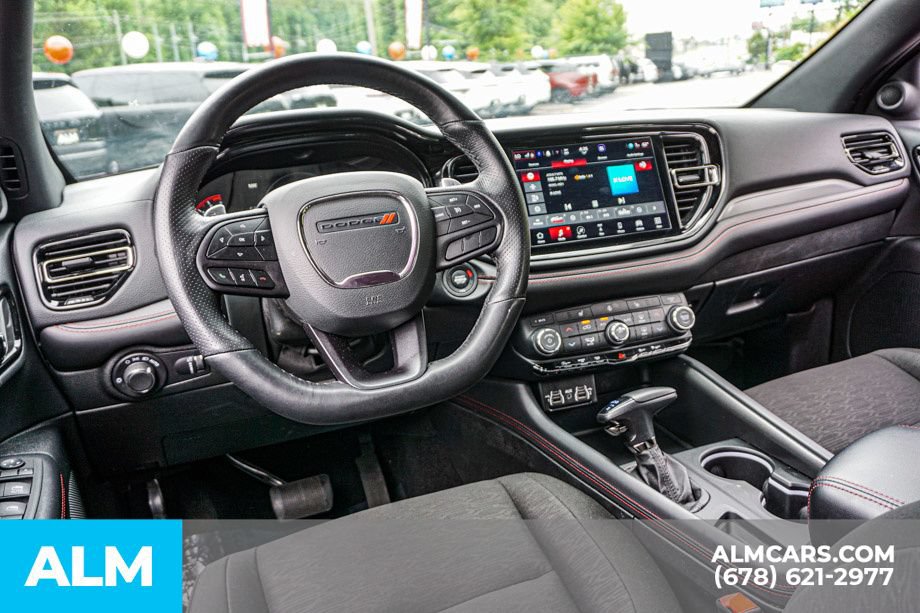 Used 2025 Dodge Durango GT RWD image 29