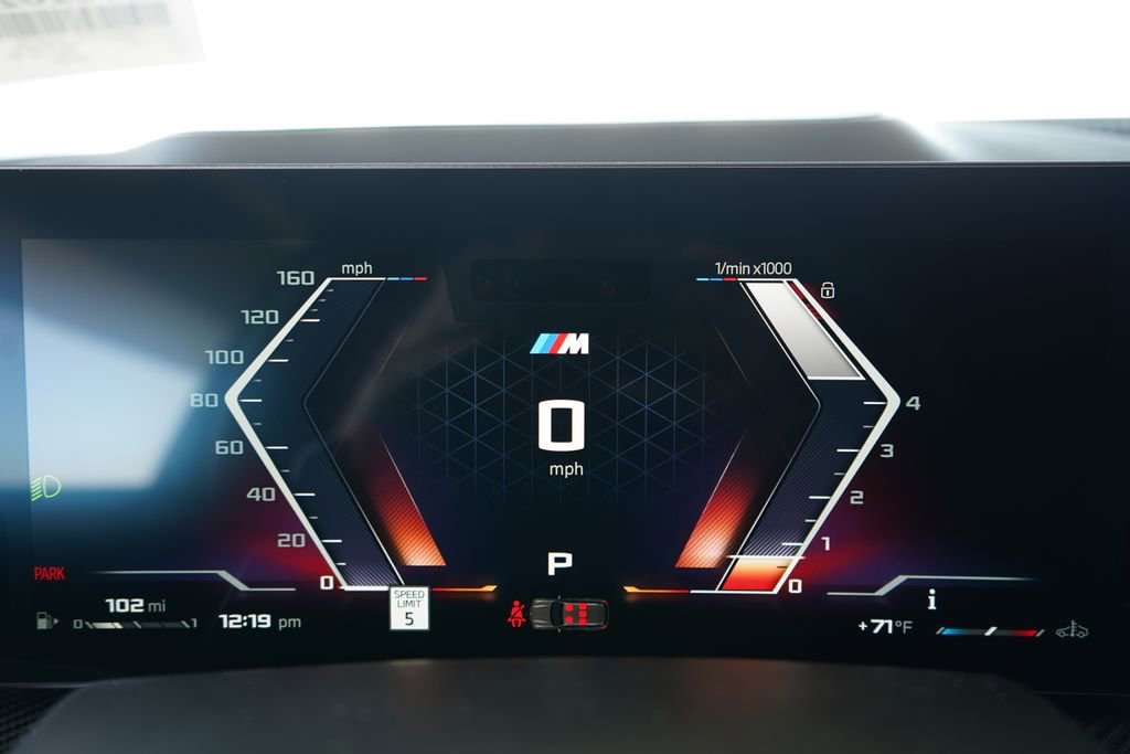 New 2026 BMW X7 M60i image 17