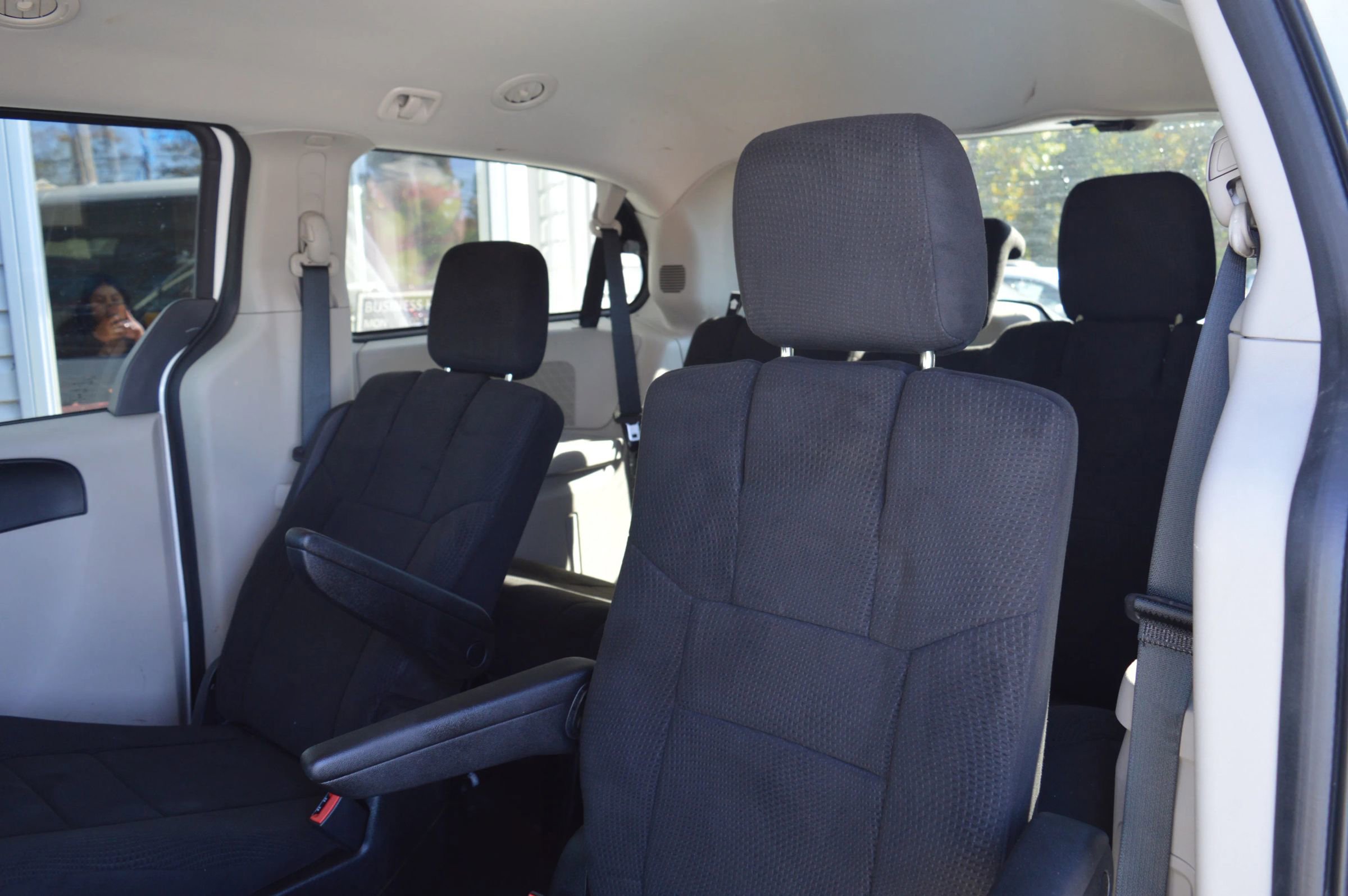 Used 2013 Dodge Grand Caravan SE image 15