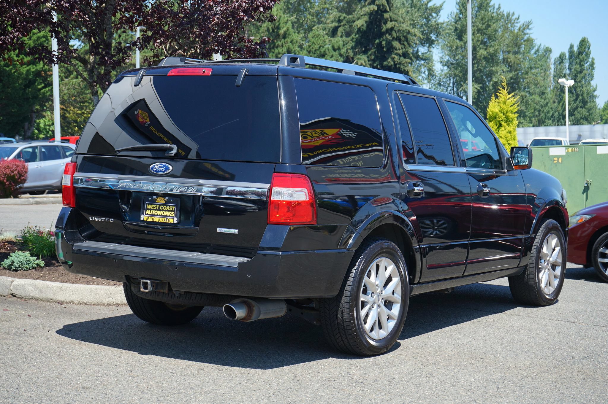 Used 2016 Ford Expedition Limited AWD/4WD image 5