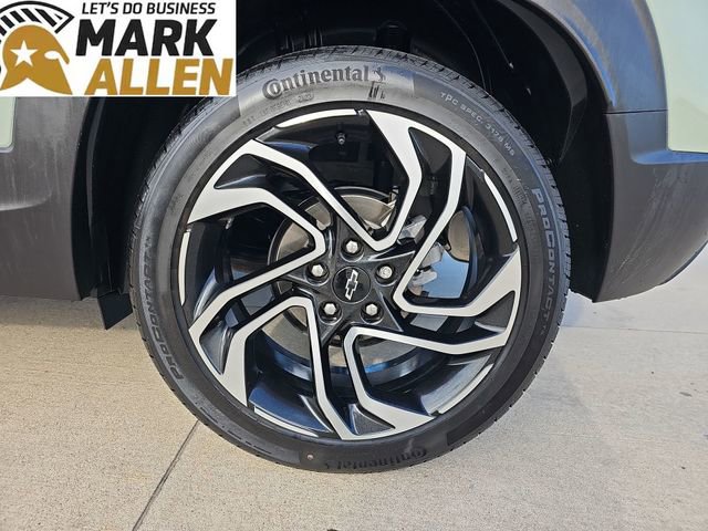 Used 2024 Chevrolet TrailBlazer RS w/ Driver Confidence Package image 32