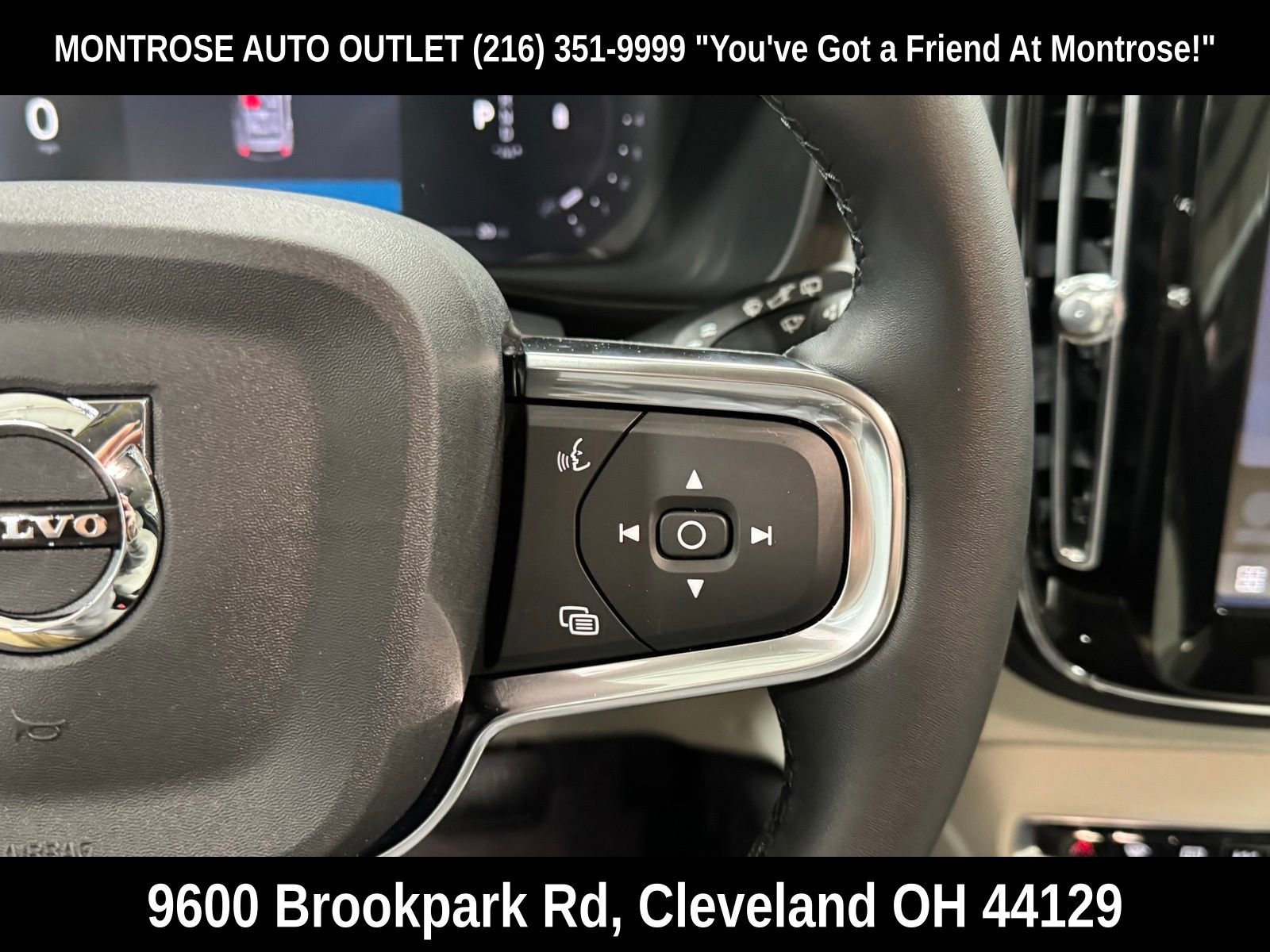 New 2026 Volvo XC40 B5 Plus w/ Protection Package Premier image 18