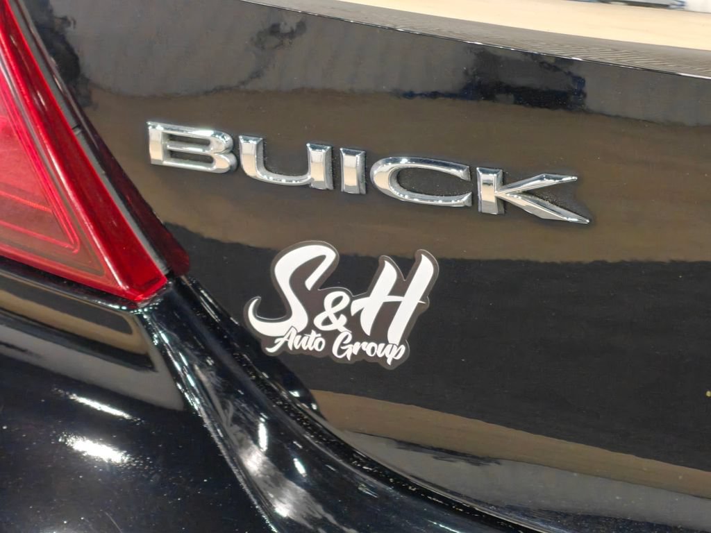 Used 2017 Buick Regal Sport Touring FWD image 39