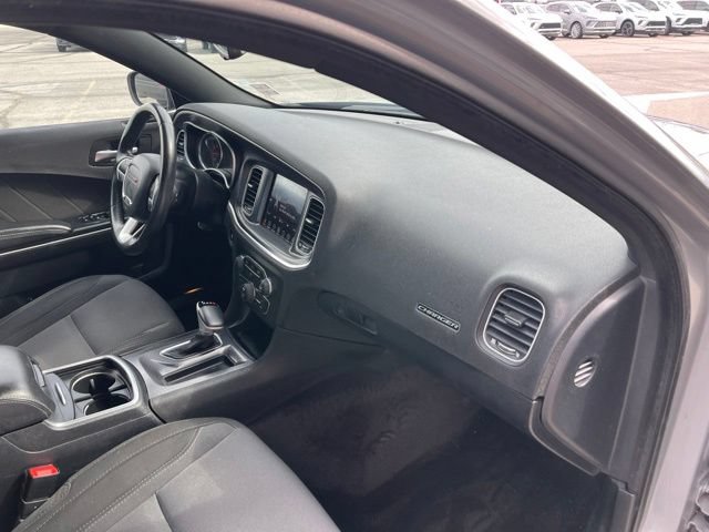 Used 2017 Dodge Charger SXT AWD/4WD image 16
