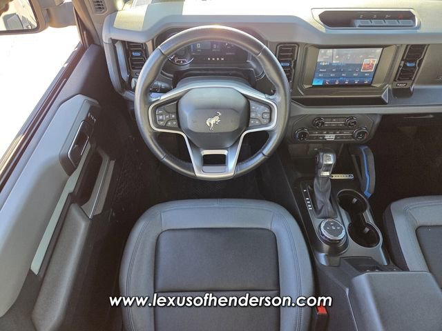 Used 2022 Ford Bronco Black Diamond image 12