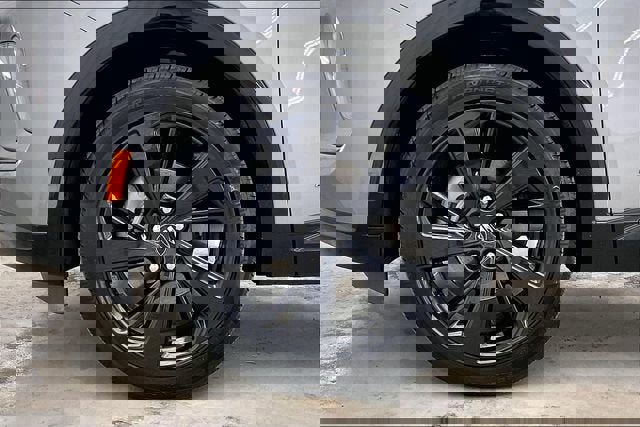 Used 2025 Buick Envision Sport Touring image 10