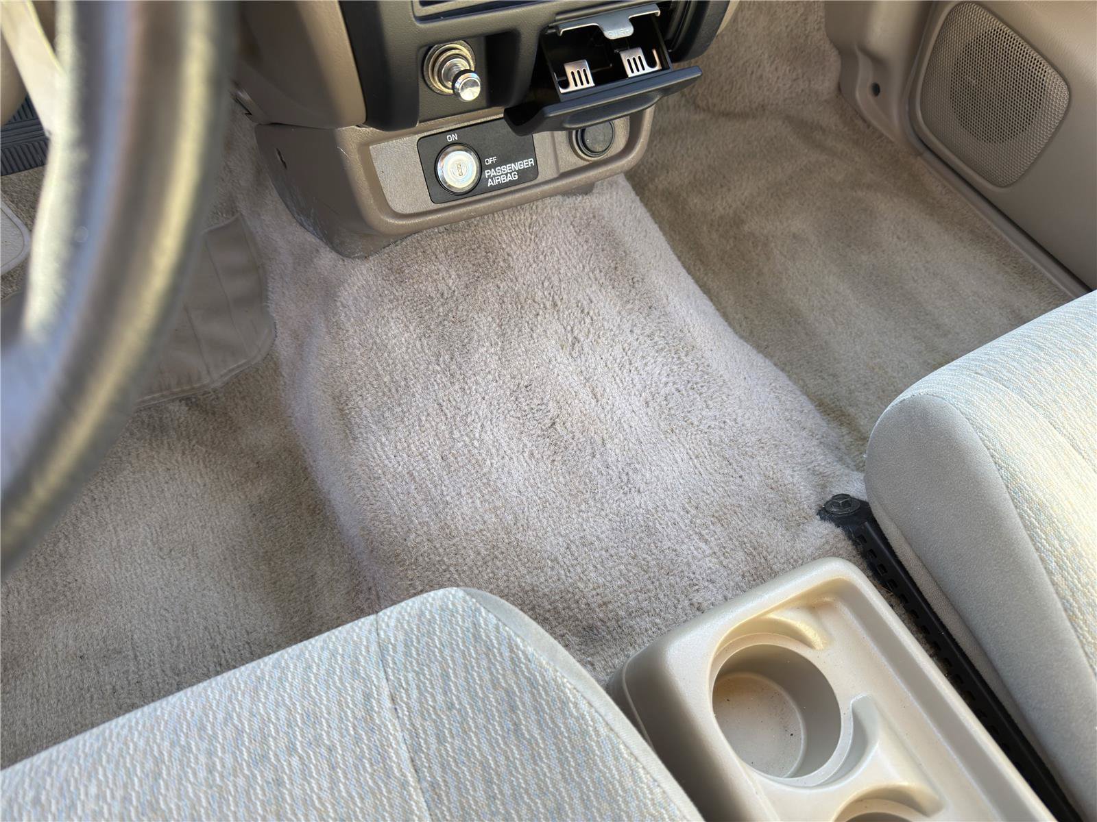 Used 1998 Nissan Frontier XE RWD image 25