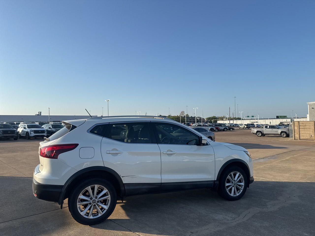 Used 2019 Nissan Rogue Sport SV w/ Technology Package image 21