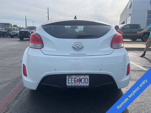 Used 2012 Hyundai Veloster w/ Style Pkg FWD image 5