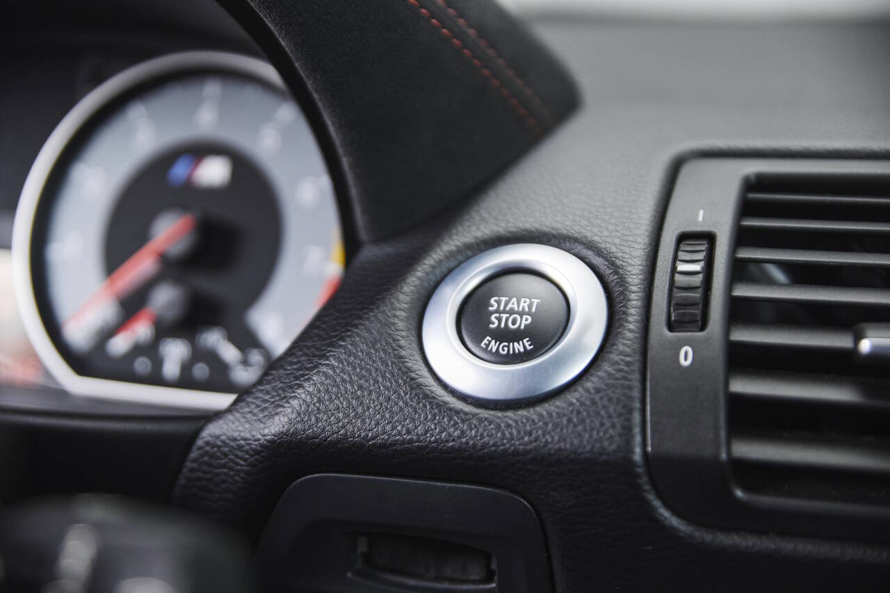 Used 2011 BMW 1 Series M image 40