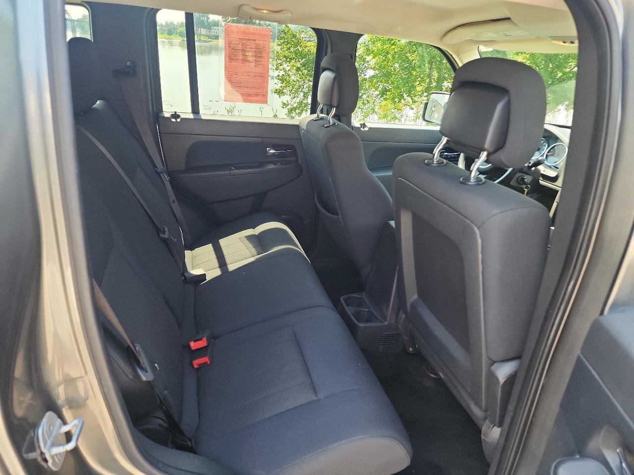 Used 2012 Jeep Liberty Sport w/ Popular Equipment Group AWD/4WD image 12