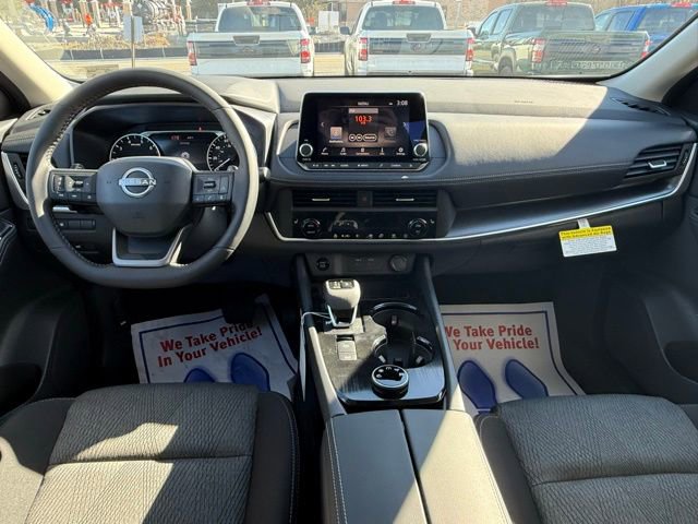 New 2026 Nissan Rogue SV w/ Cold Weather Package AWD/4WD image 20