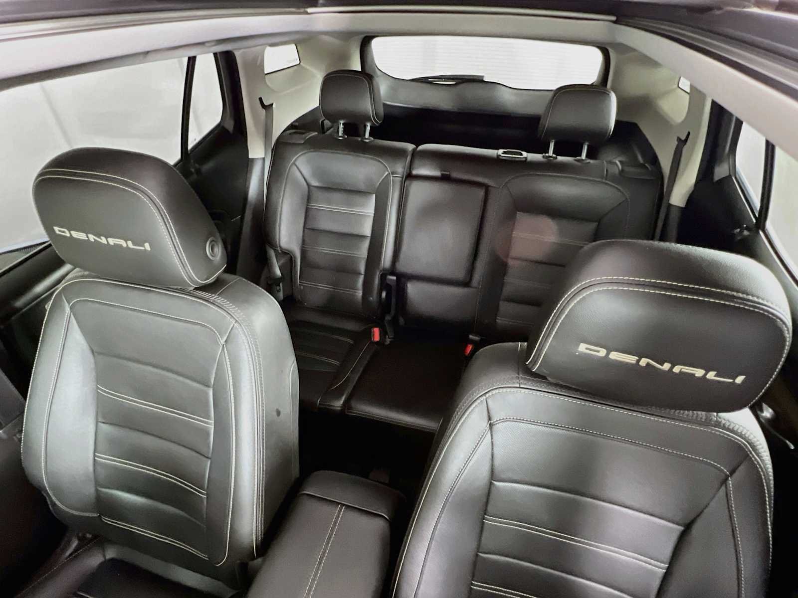Used 2023 GMC Terrain Denali w/ Denali Premium Package AWD/4WD image 23