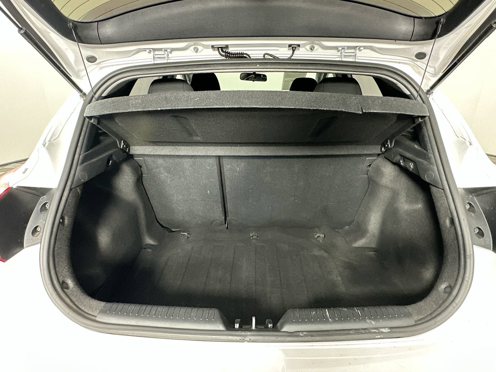 Used 2014 Hyundai Elantra GT FWD image 23