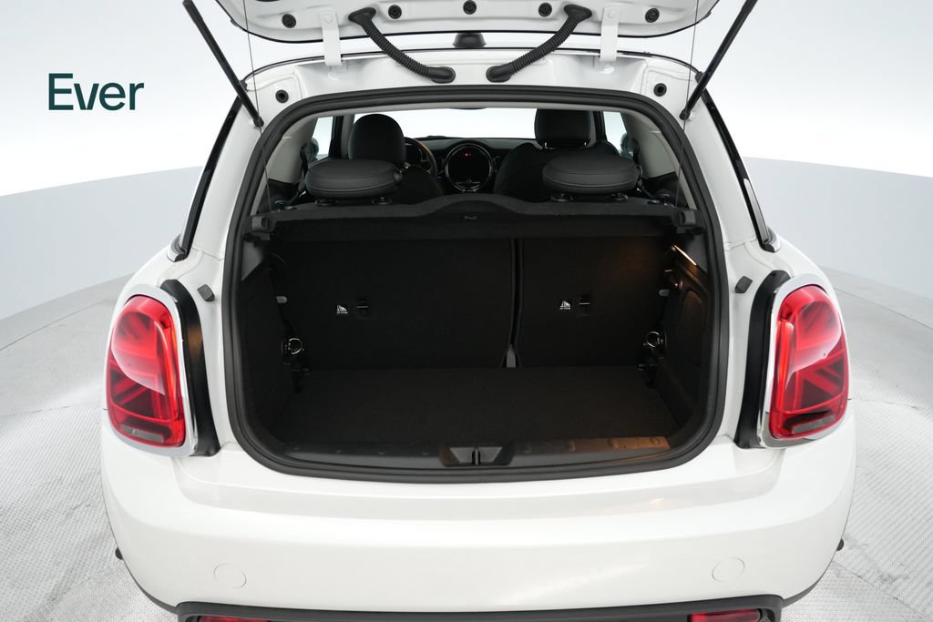 Used 2024 MINI Cooper SE FWD image 8