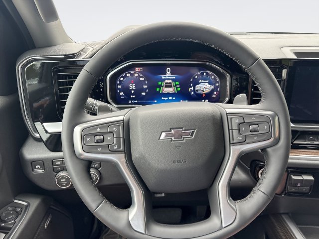 New 2026 Chevrolet Silverado 1500 RST AWD/4WD image 14