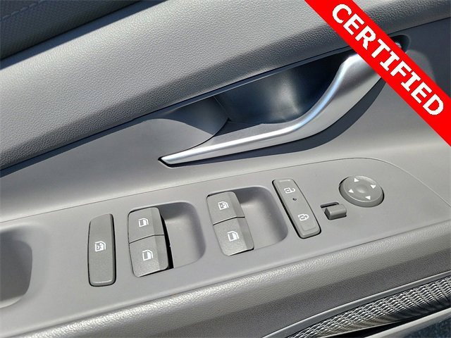 Used 2024 Hyundai Elantra SEL image 13