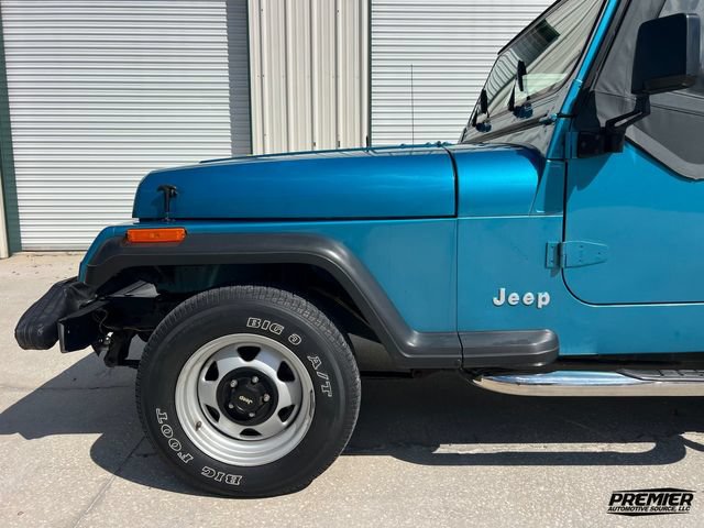 Used 1992 Jeep Wrangler 4WD image 29