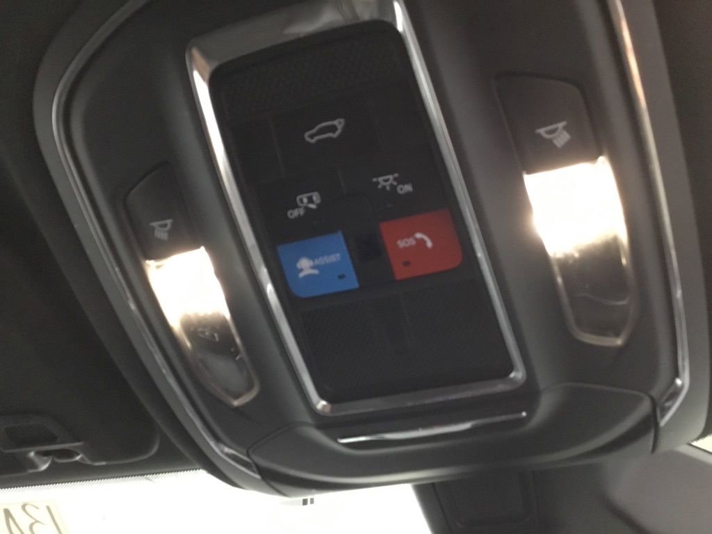 Used 2024 Jeep Grand Cherokee L Laredo AWD/4WD image 33