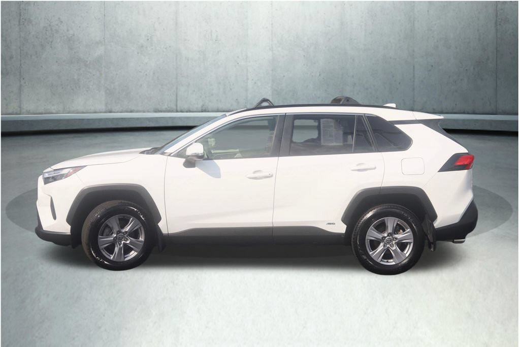 Used 2025 Toyota RAV4 XLE w/ Convenience Package AWD/4WD image 31