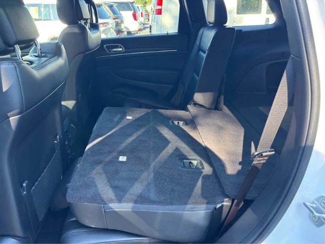 Used 2022 Jeep Grand Cherokee Limited image 16