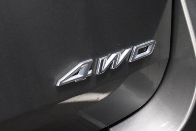 Used 2021 Ford Explorer XLT w/ Equipment Group 202A AWD/4WD image 8