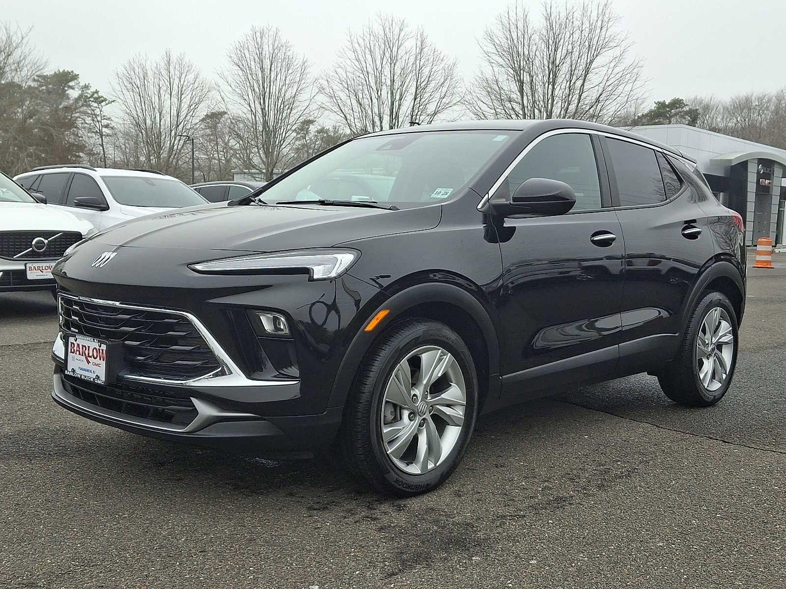 Certified 2024 Buick Encore GX Preferred w/ Comfort Package image 3