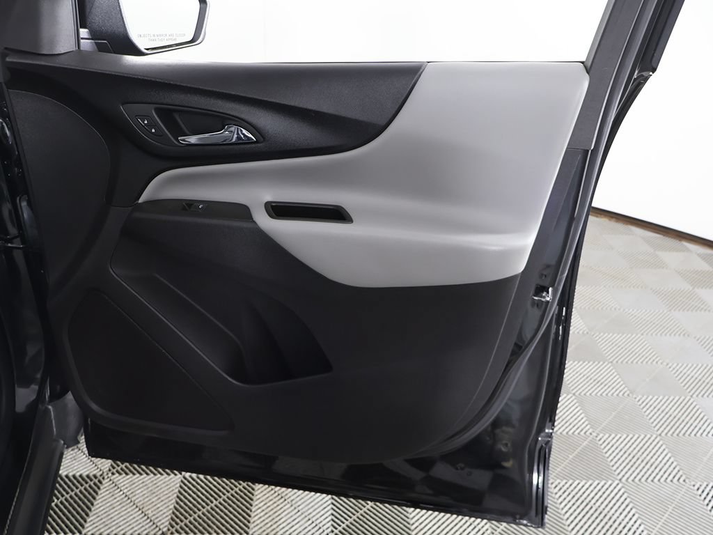 Used 2024 Chevrolet Equinox LS AWD/4WD image 20