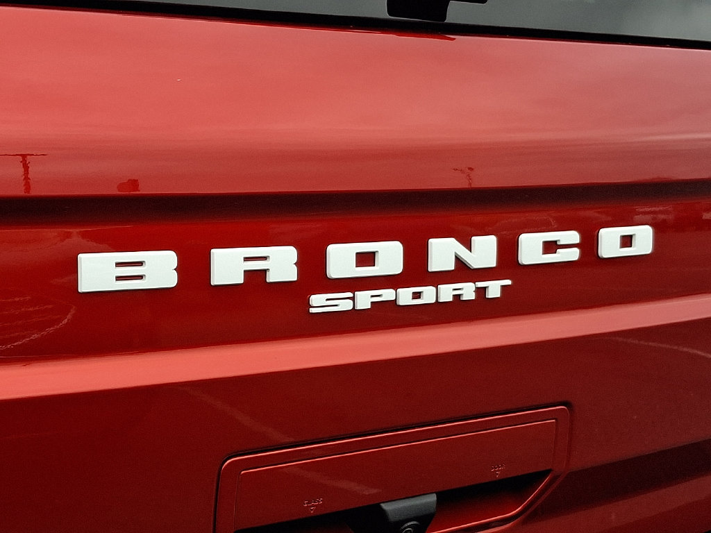 Certified 2023 Ford Bronco Sport Outer Banks w/ Tech Package AWD/4WD image 33