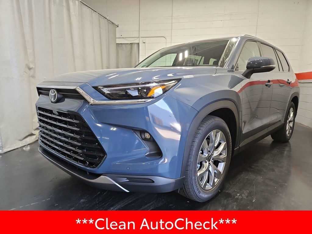 Used 2026 Toyota Grand Highlander Limited image 4