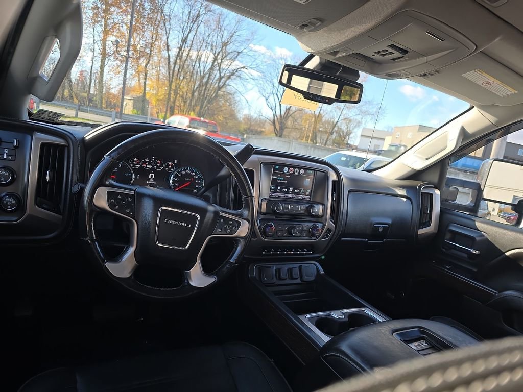 Used 2018 GMC Sierra 2500 Denali image 19