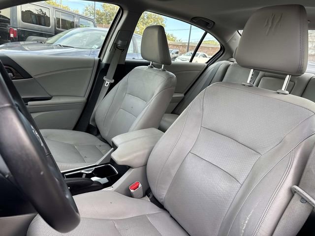 Used 2017 Honda Accord EX-L image 16