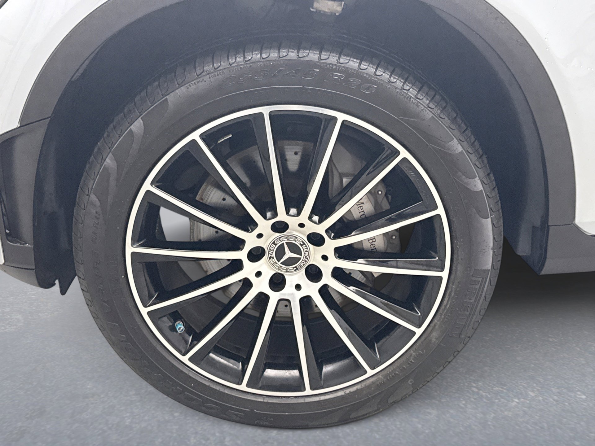 Used 2022 Mercedes-Benz GLC 300 4MATIC image 24