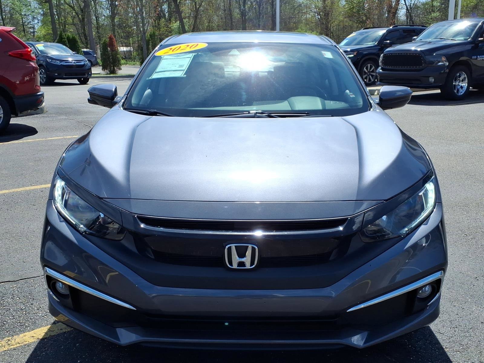 Used 2020 Honda Civic EX image 2