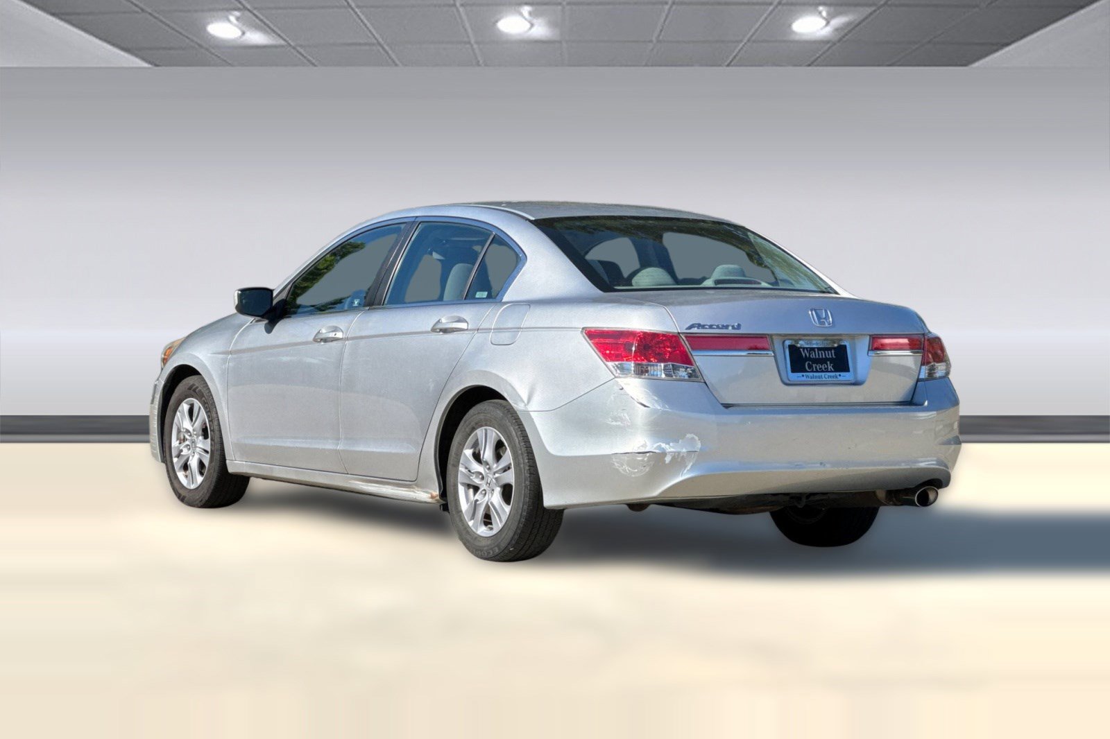Used 2011 Honda Accord LX-P image 3