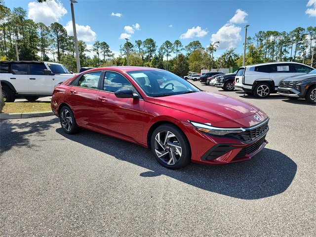 New 2025 Hyundai Elantra SEL image 1